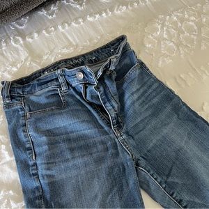 American Eagle Highest Waisted Jeggings